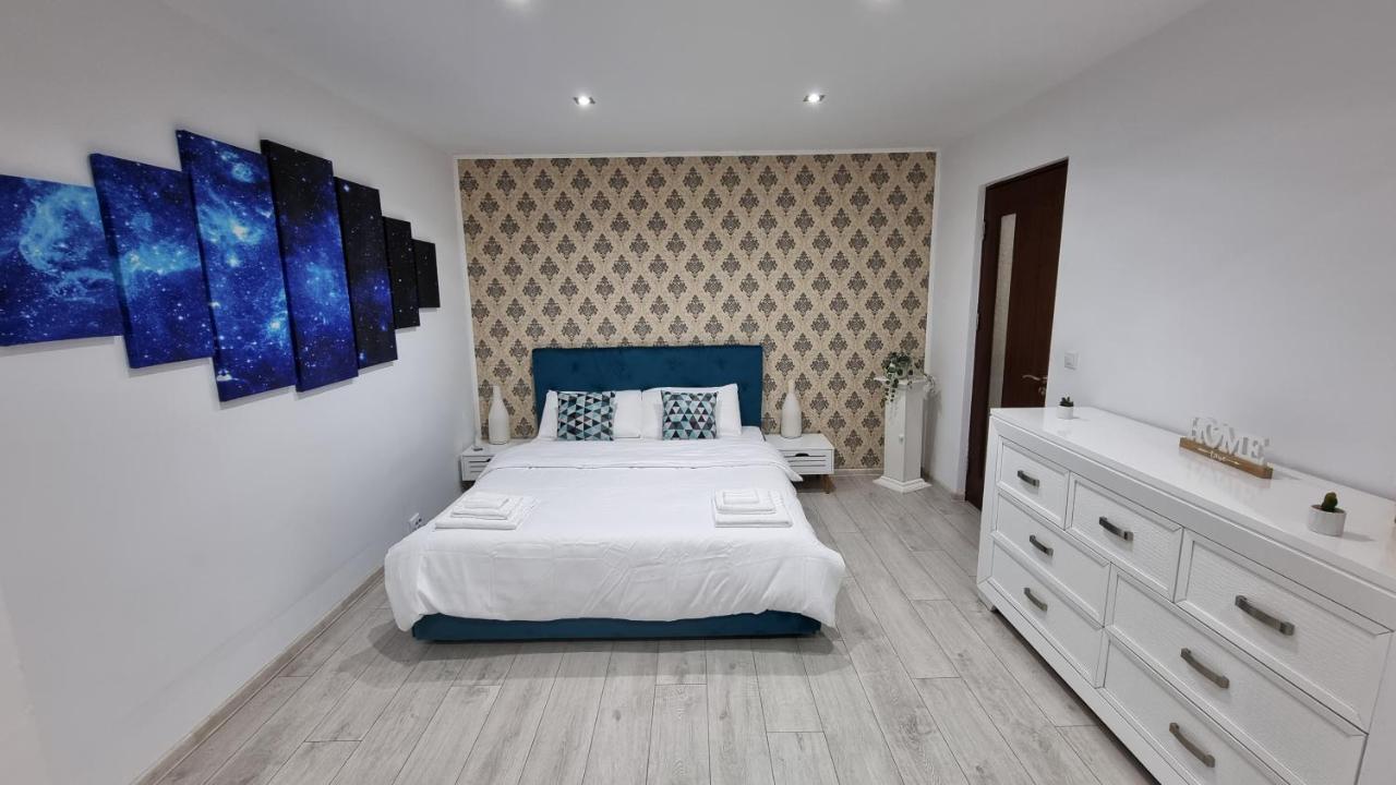 Stone Bridge Apartment ยาช ภายนอก รูปภาพ